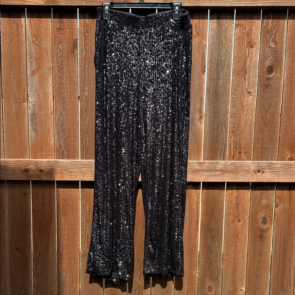 Cable & Gauge Black Sequin Garment
